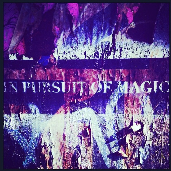 Meet your Posher, Jen...in pursuit of magic 🍄🍒🌺 - Picture 2 of 5